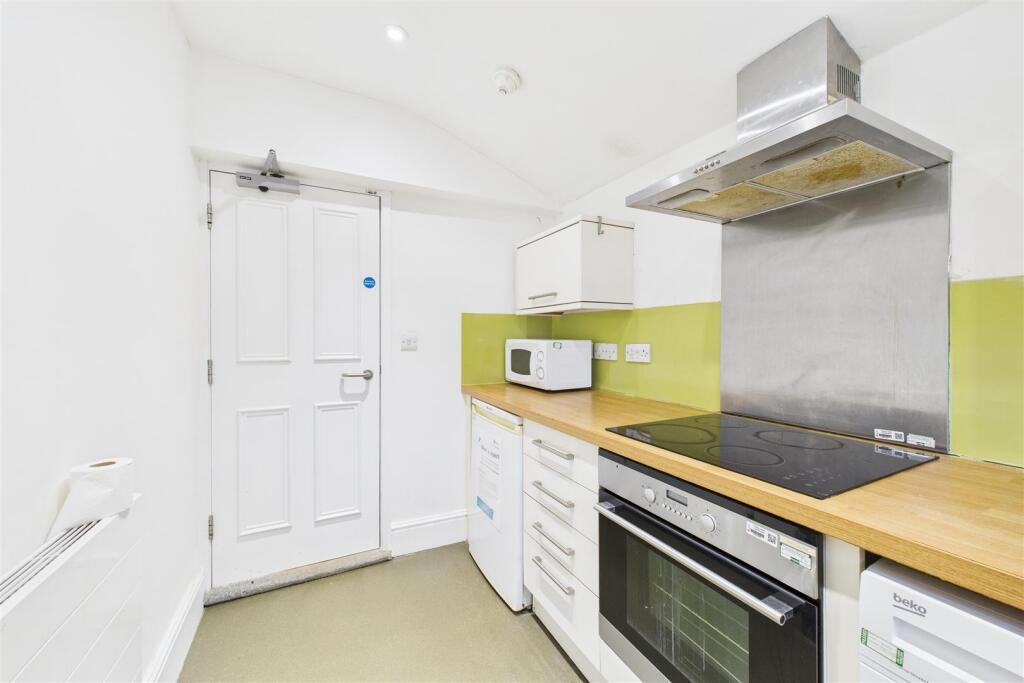 2 Osborne Villas, Kingsdown, Bristol BS2 8BP | Fre