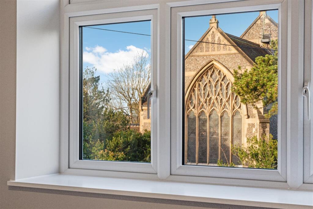 HAREWOOD ROAD, 27-6.jpg