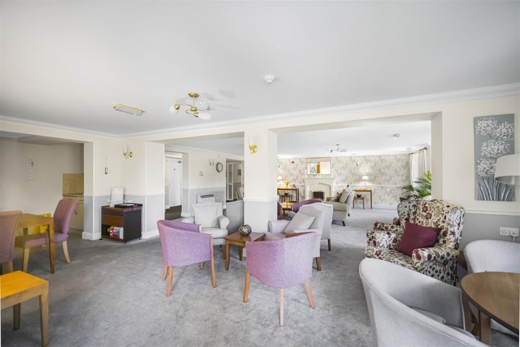 The Communal Lounge