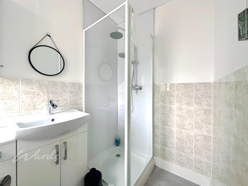 Vicarage shower use