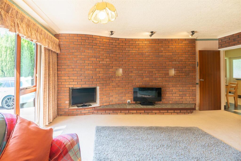 14 The Coppice-8.jpg