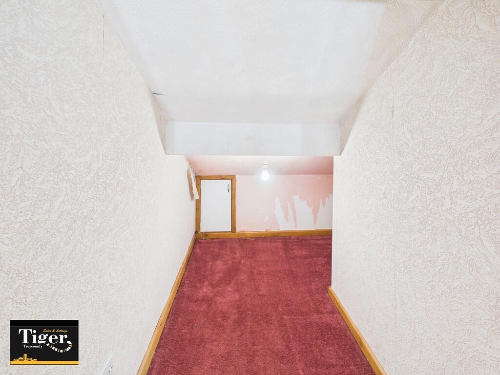 CAM02176G0-PR0762...