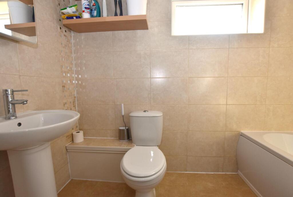 Bathroom.JPG