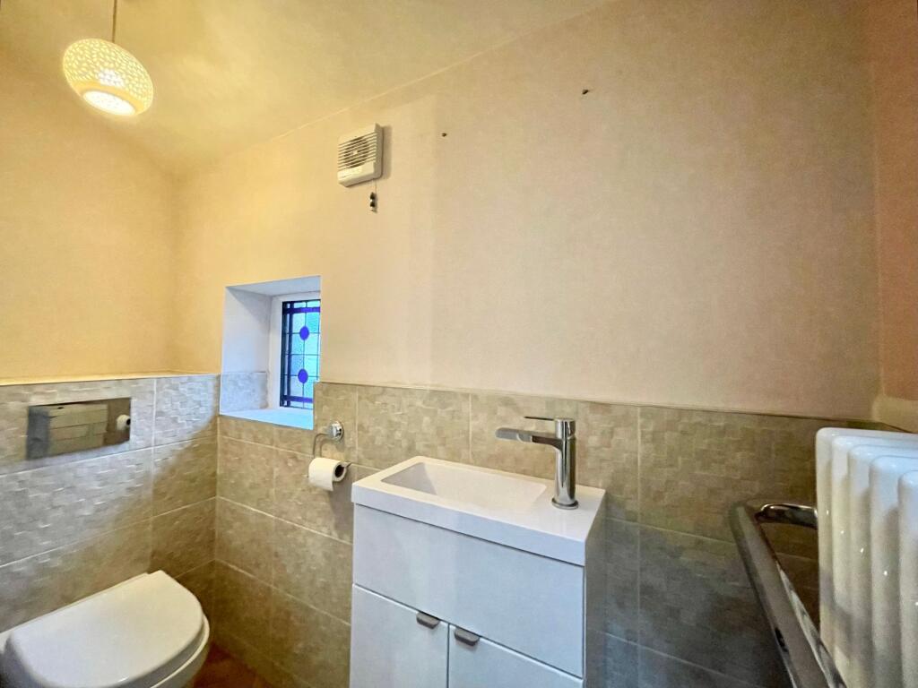DOWNSTAIRS WC