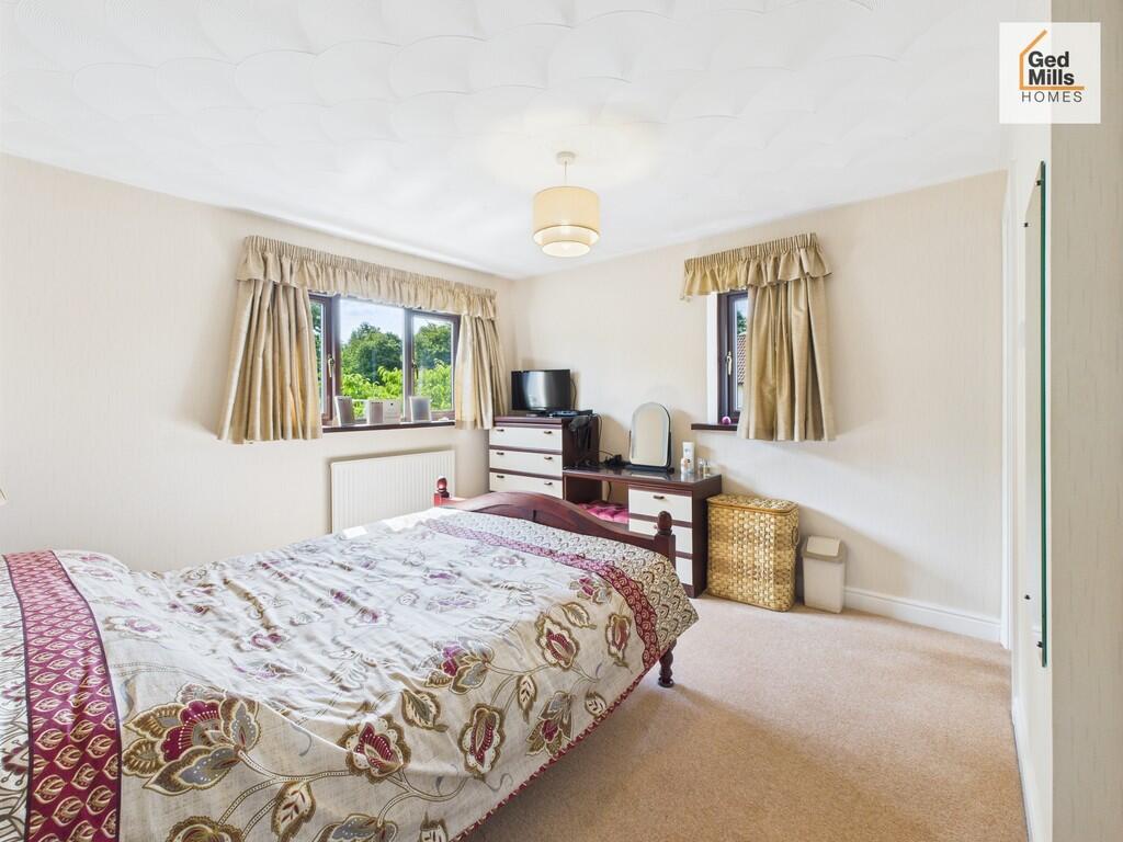 CAM04261G0-PR0066...