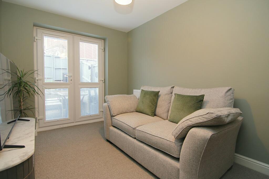 Sitting Room / Study