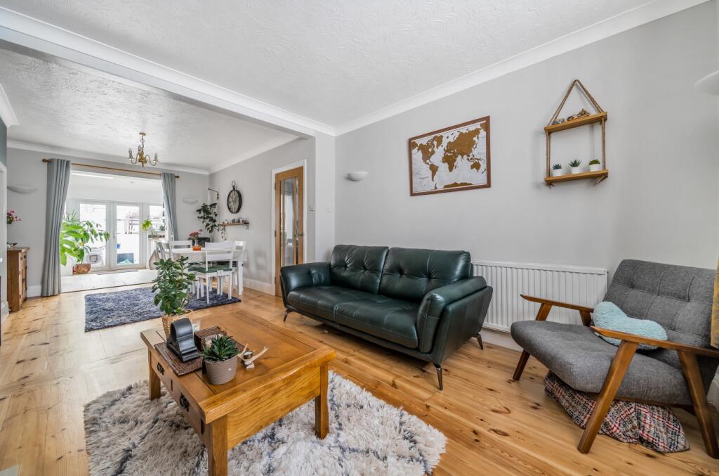 Living/Dining Room