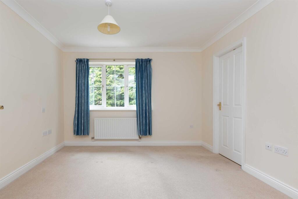 25 Marton Court, Cawston