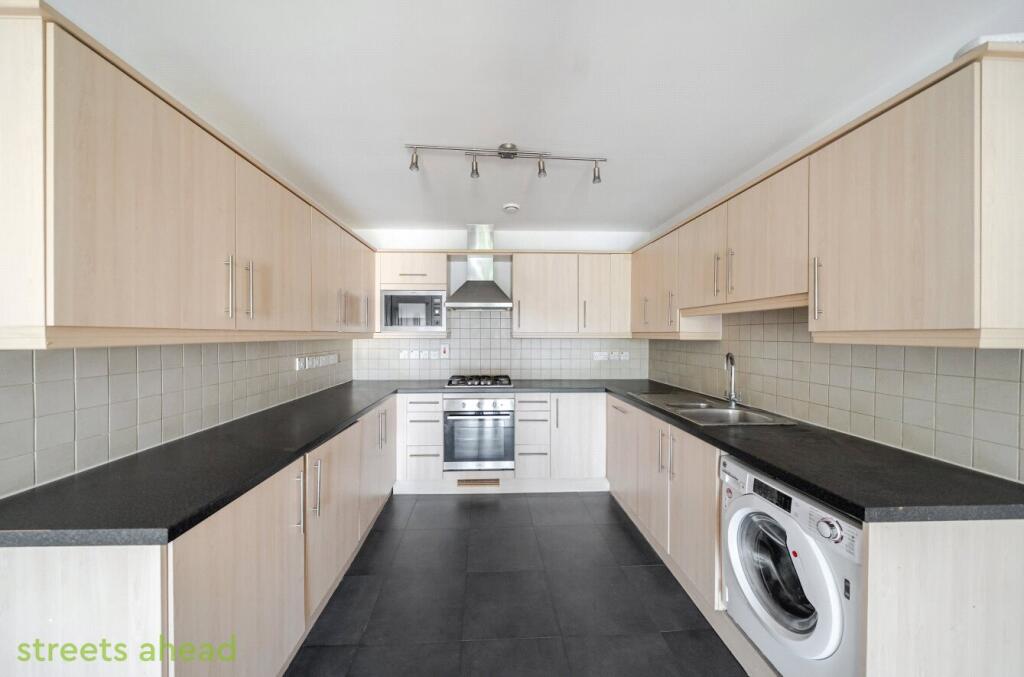 402bec19-fb7c-460...