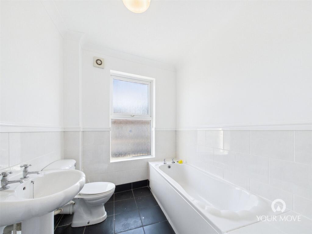 45 Apsley Bathroom