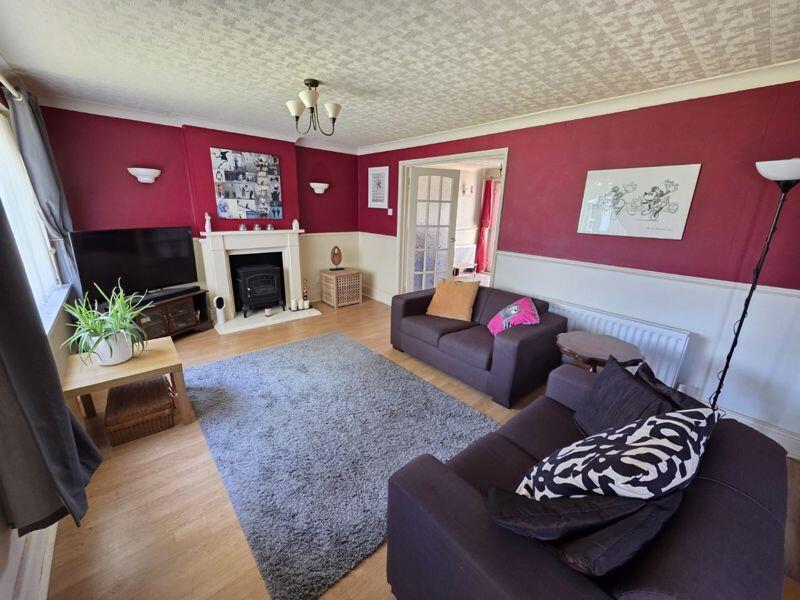 Lounge Additional Image