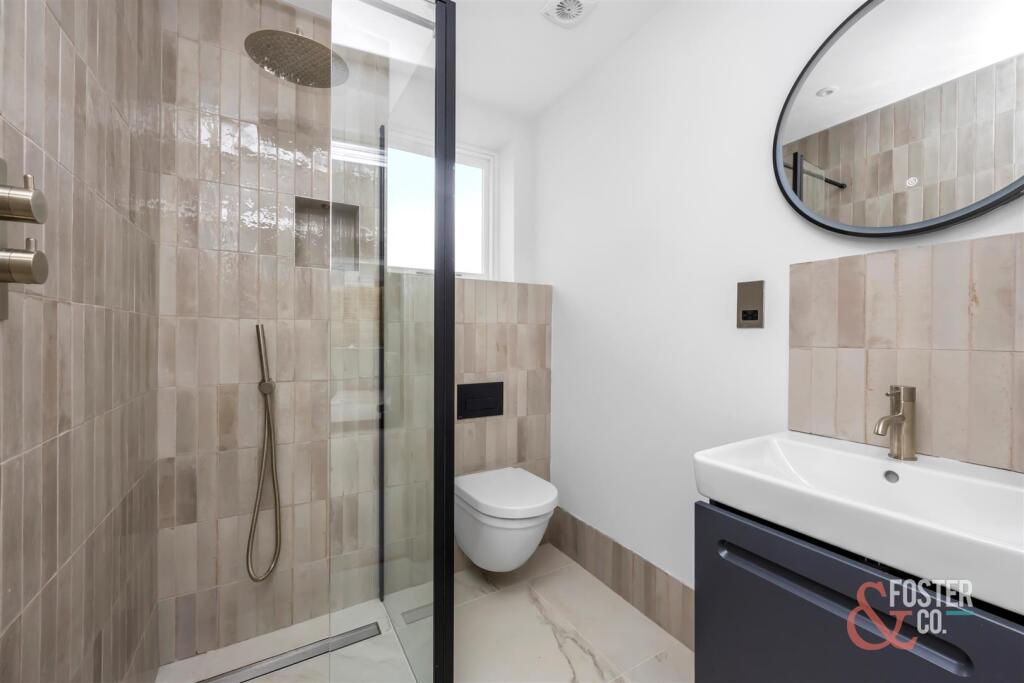 Clarendon Villas, 51, Flat 1_007.jpg