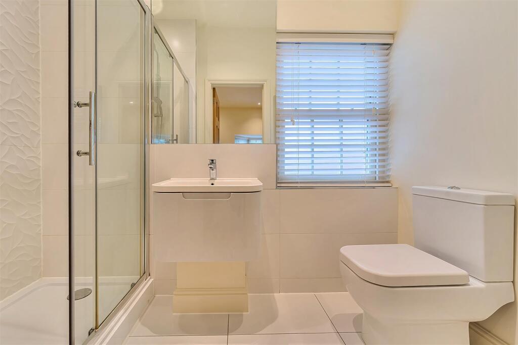 Archway House, 31 Moat Lane, Towcester (8).jpg