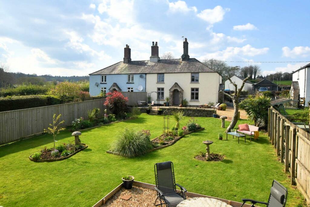 garden view over house .jpg