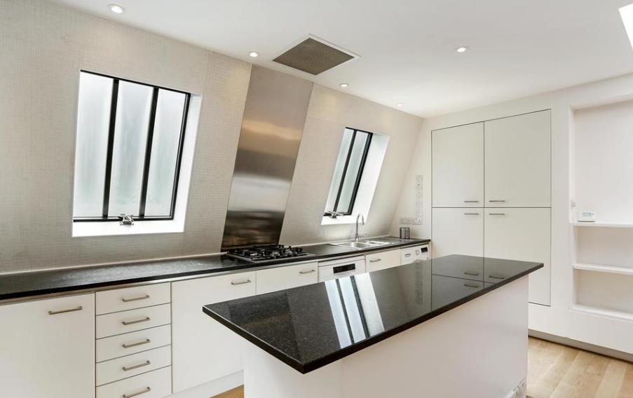 47 huntsworth mews 2 21.10.png