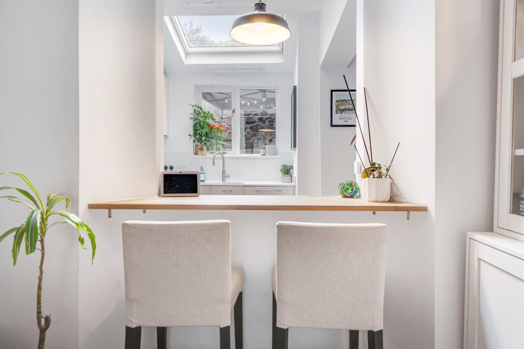 Kitchen Feature