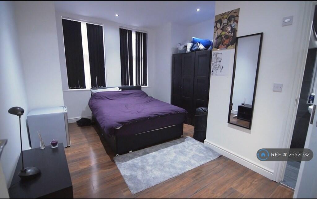 Ensuite Bed Room
