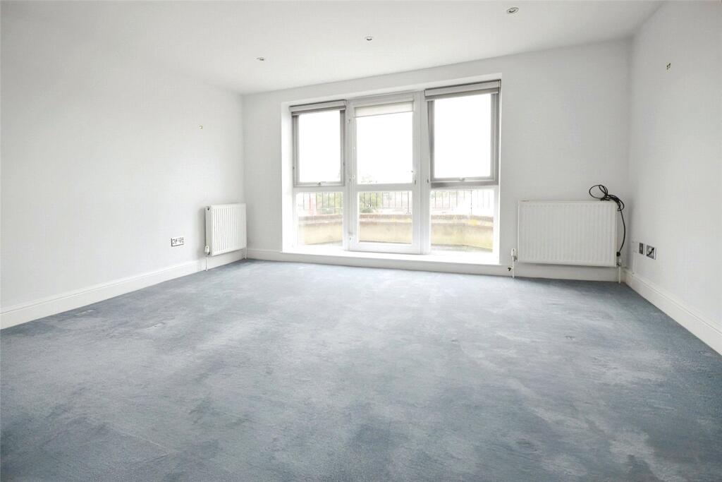 4 Claremont Gardens, Surbiton, KT6