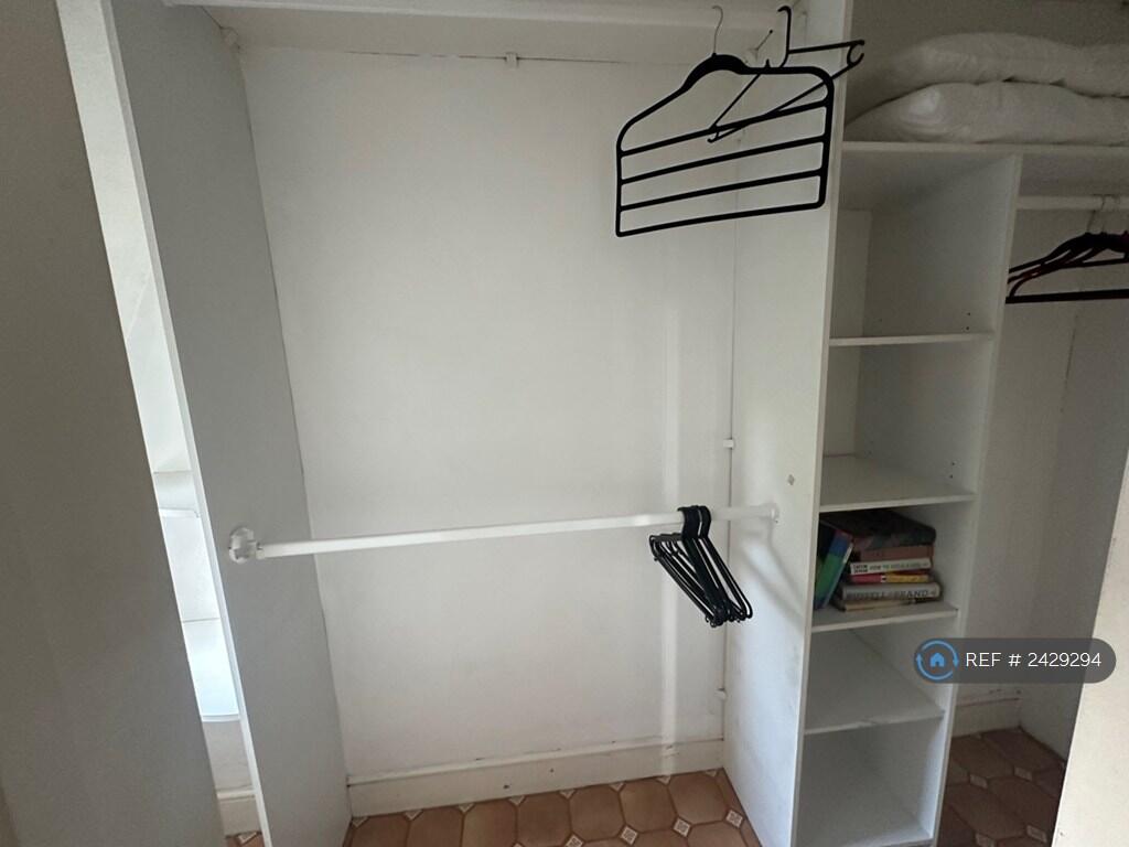 Front Bedroom - Walk In Closet