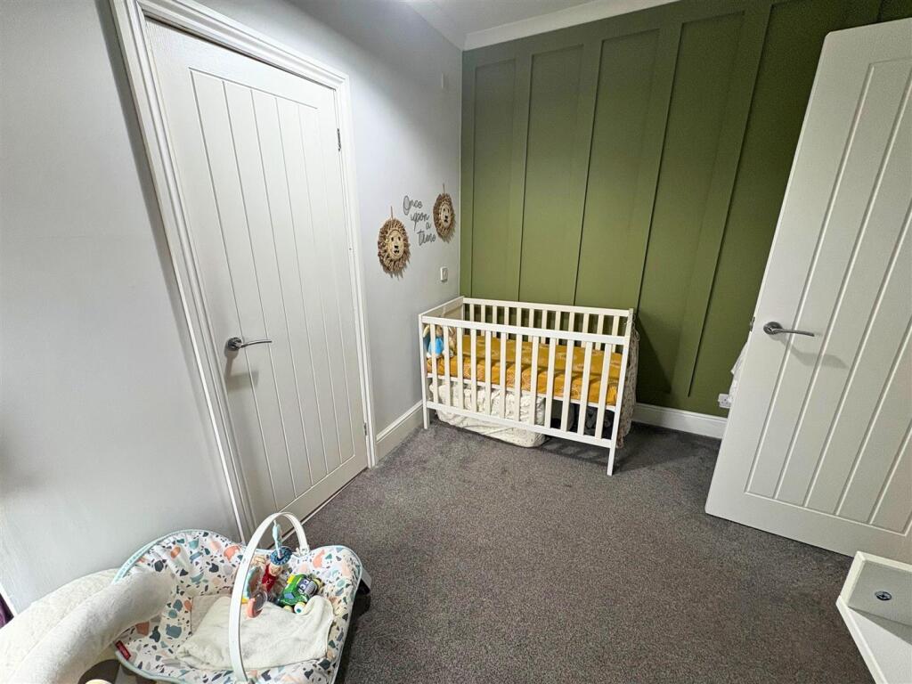 Bedroom 3c (edit).jpg