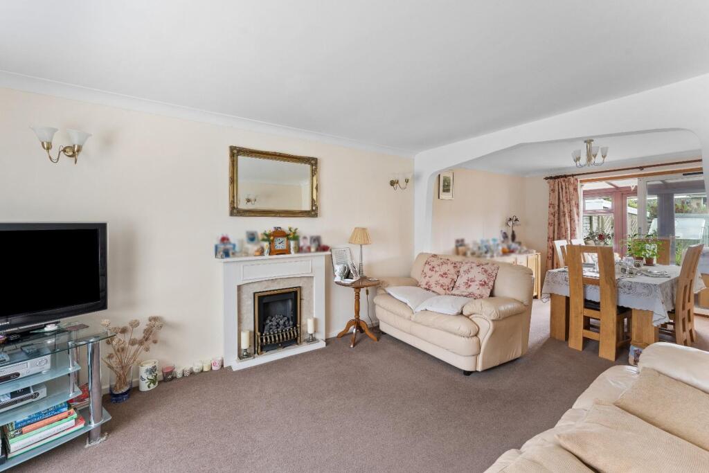 215 Mendip Road Yatton BS49 4ED 35.jpg