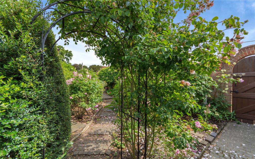 Rose Garden
