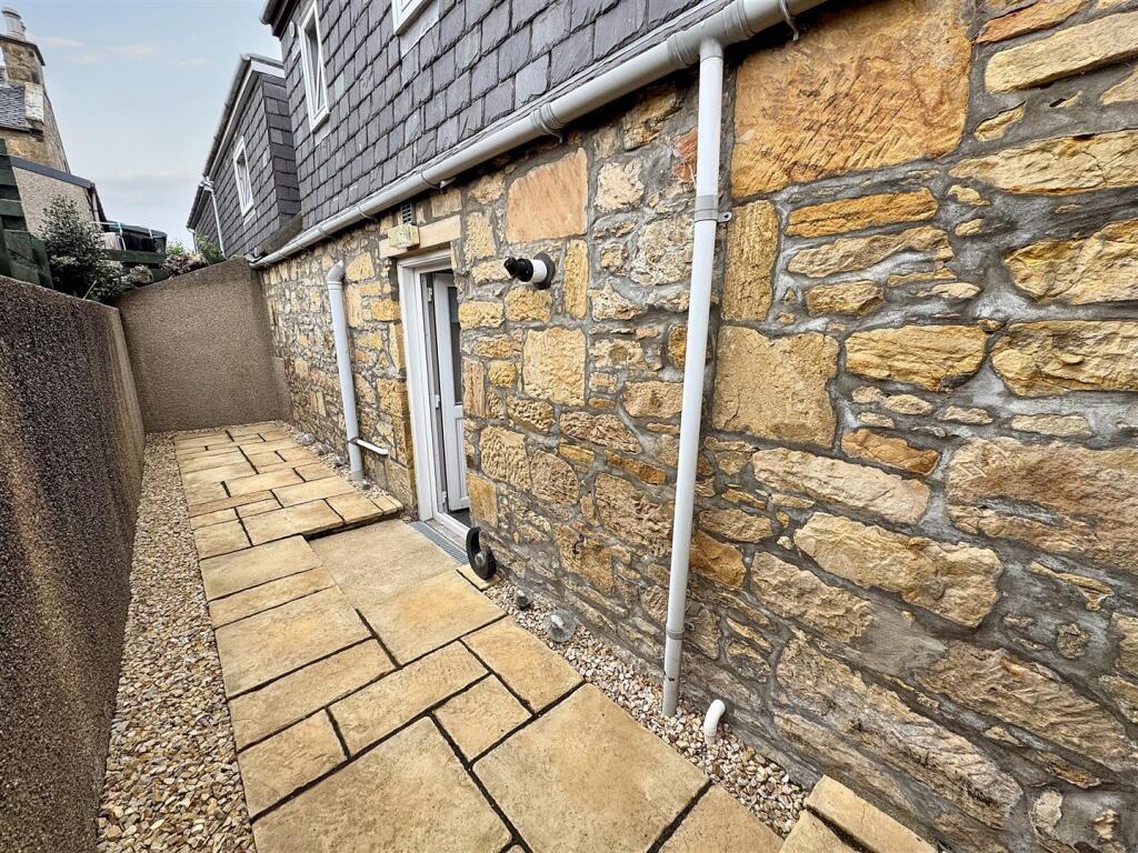 rear of cottage.jpg