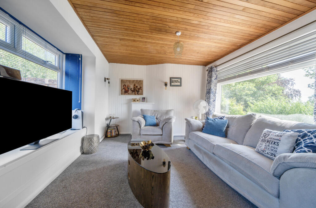 1313836-5-685987d...