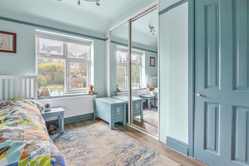 61 Southfield Rd, HP13 5JZ-3.jpg