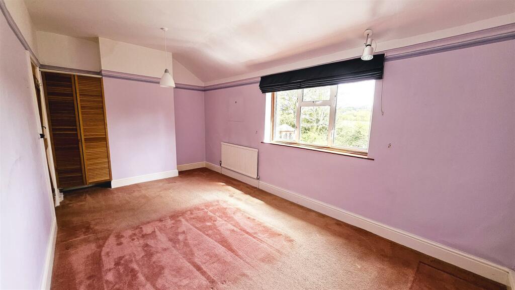 Bedroom One.jpg