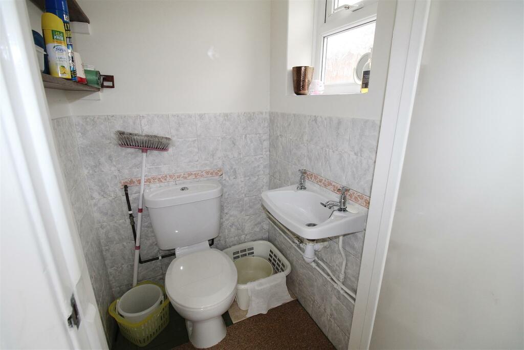 Separate Cloakroom