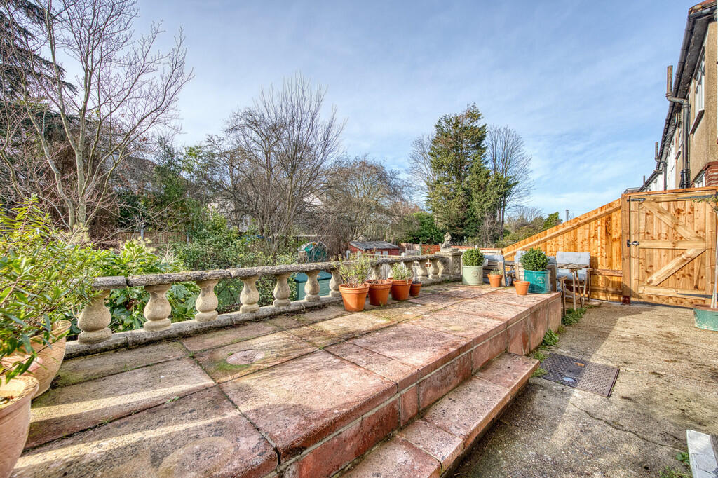 Upper Garden1