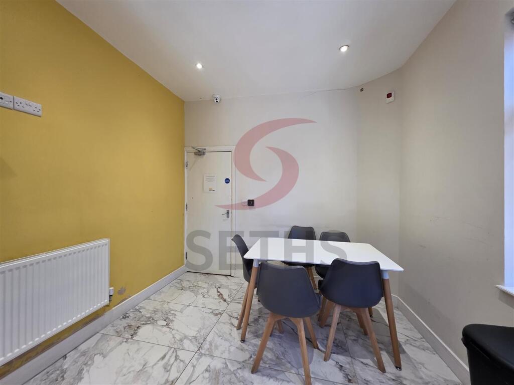 Communal Dining Area