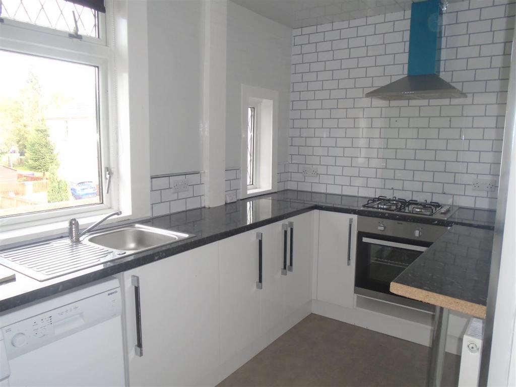 11SeymourAvenueKitchen2.JPG