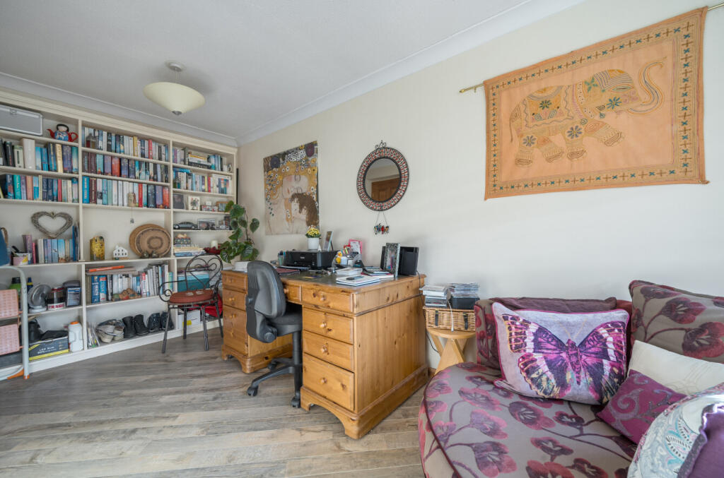 1381173-20-691af9...