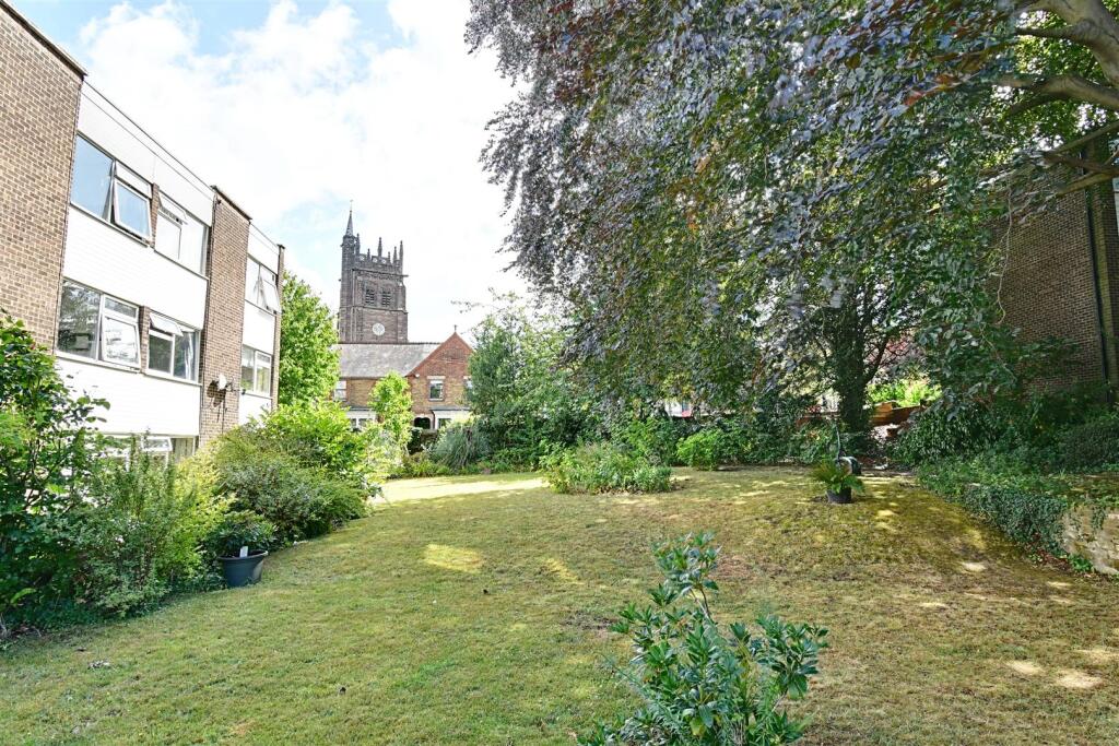 Garden 2.jpg
