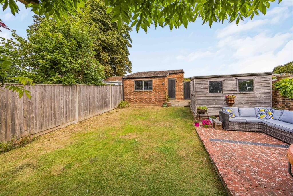 97 Woodfield Avenue, Drayton-Small-PorticoMarketin