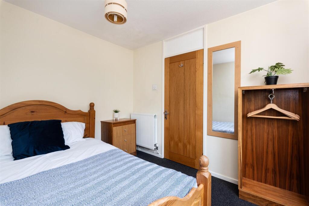 17 Coxley Drive, Bath, BA1 6PD-14.jpg