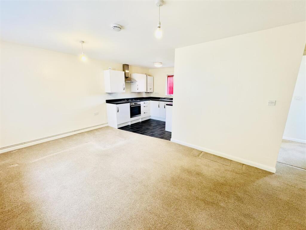11 mere green kitchen living..jpg