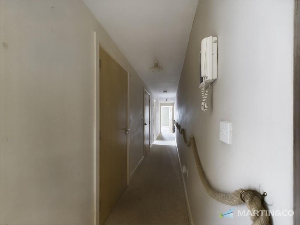 CAM02318G0-PR0402...