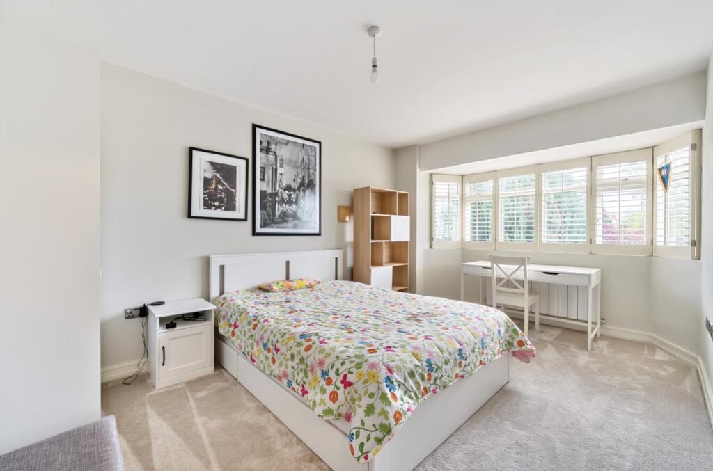 1315266-30-685d244a95c17