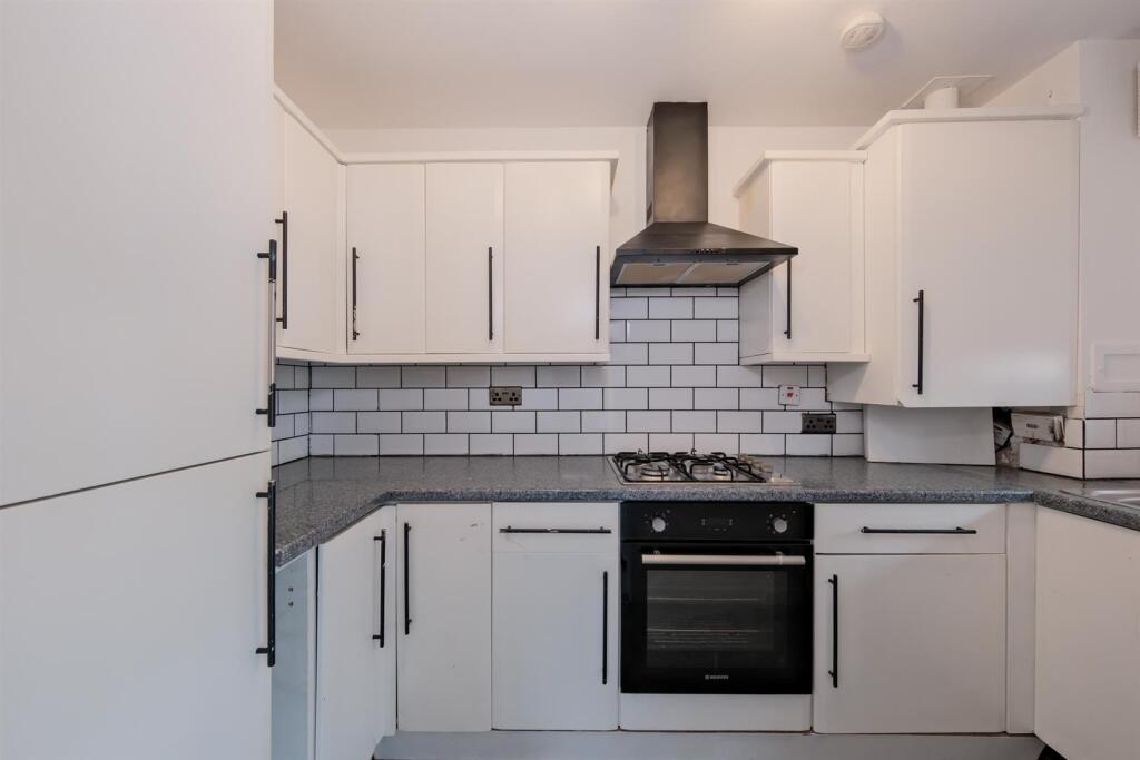 016-32 Cairn Court, Motherwell, ML1 1TD.jpg