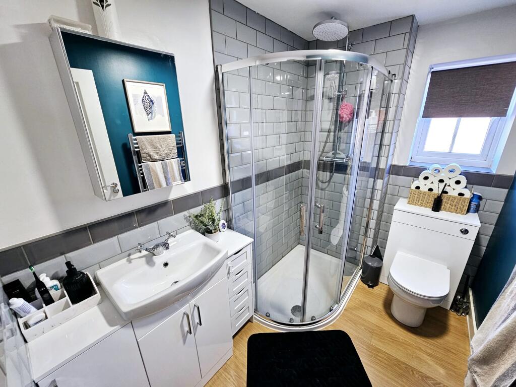 aff7102c-7bf1-4ceb-b8a4-96bf474bd775