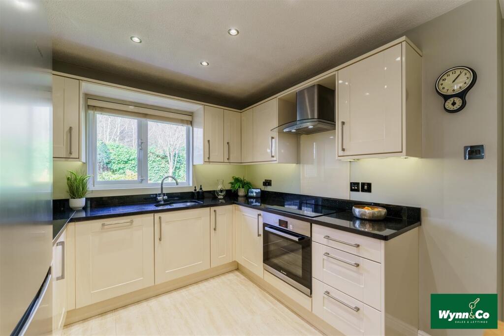 6 LONGBOW AVE-1014.jpg