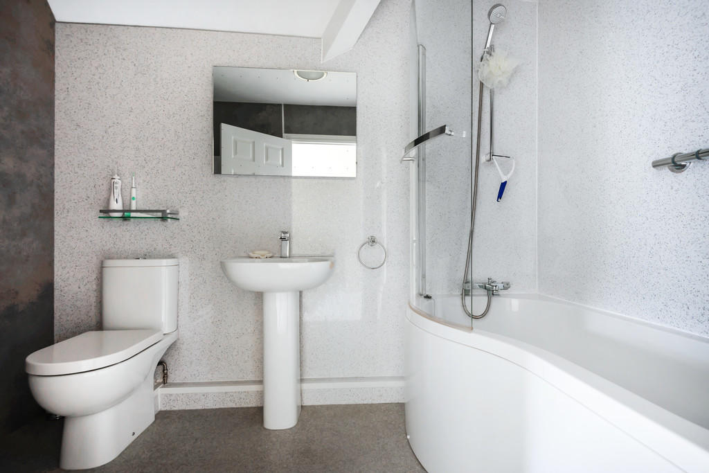 Ensuite Bathroom