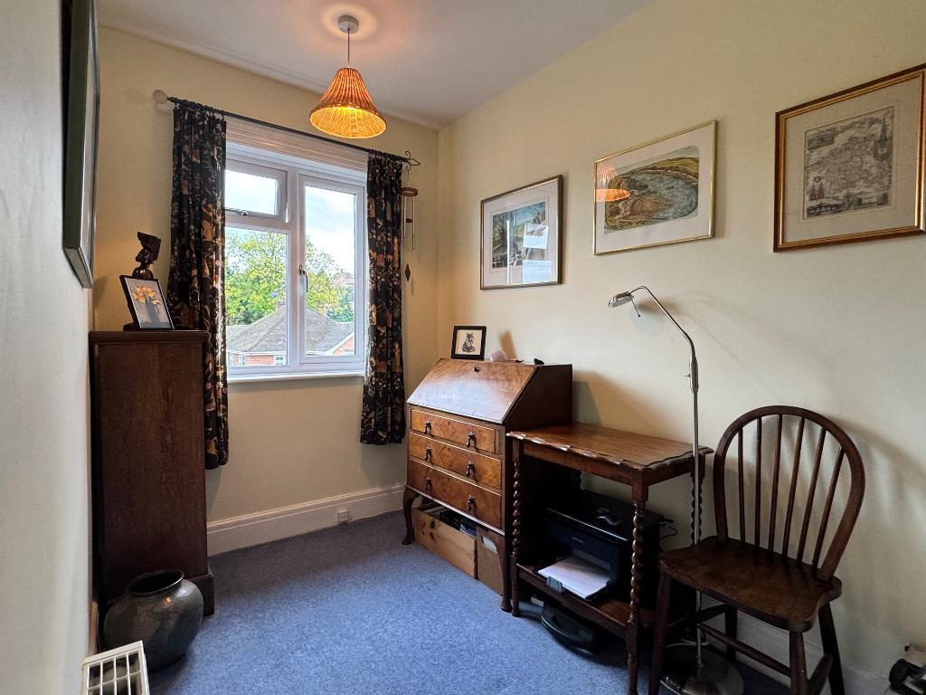 Bedroom 3/home office