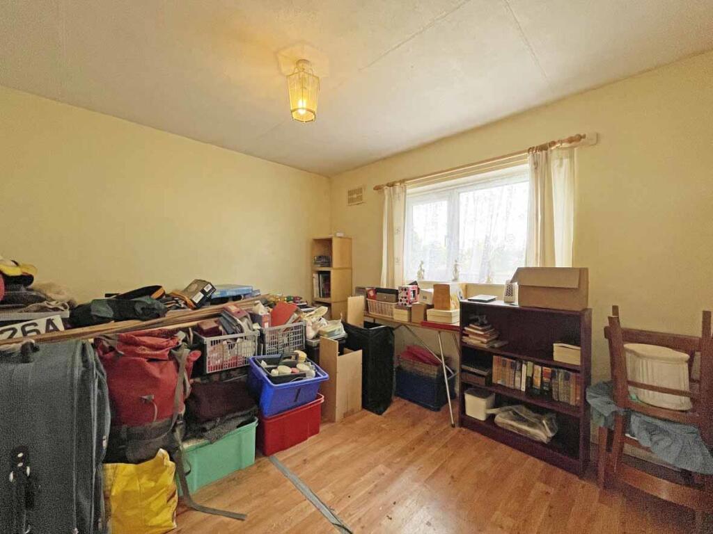 Elgin Crescent 115 - Bed 2.jpg