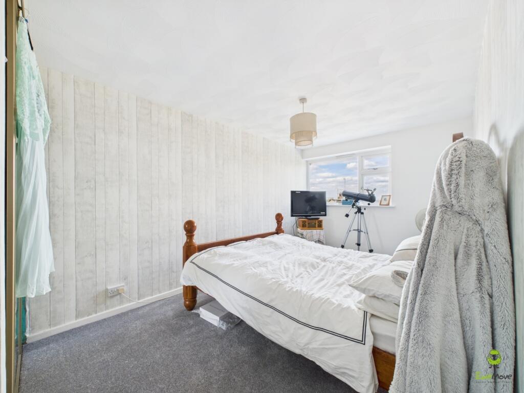 CAM03779G0-PR0214-STILL001