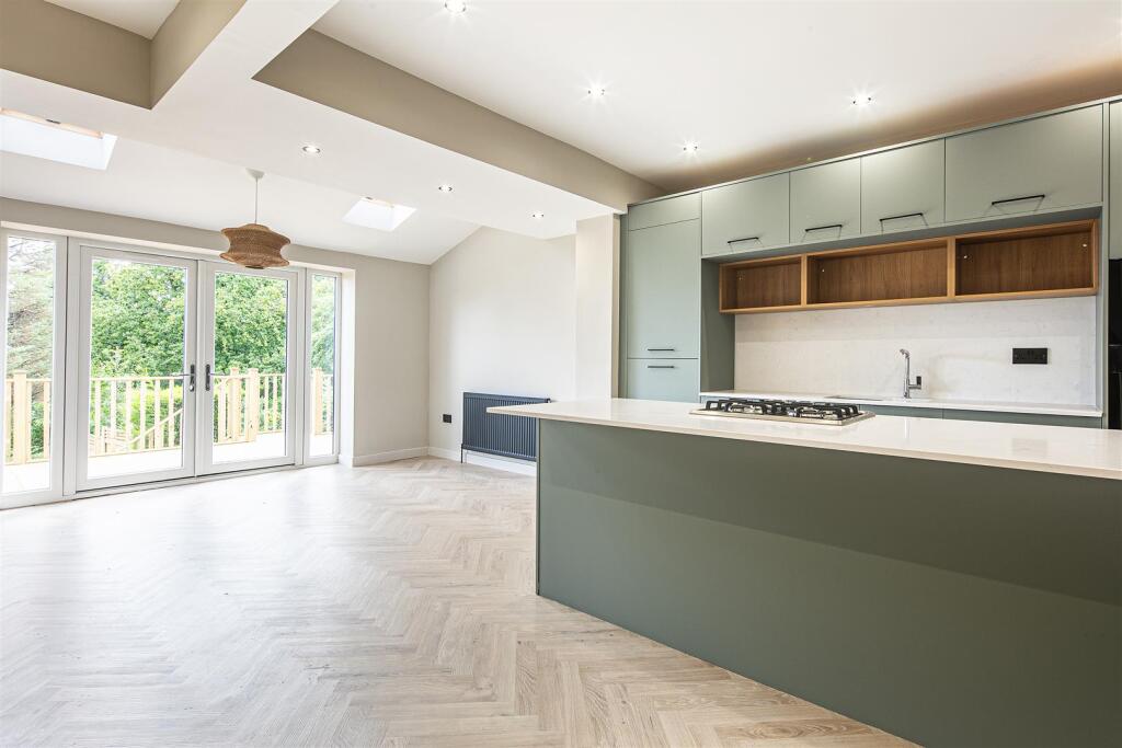 Kitchen diner
