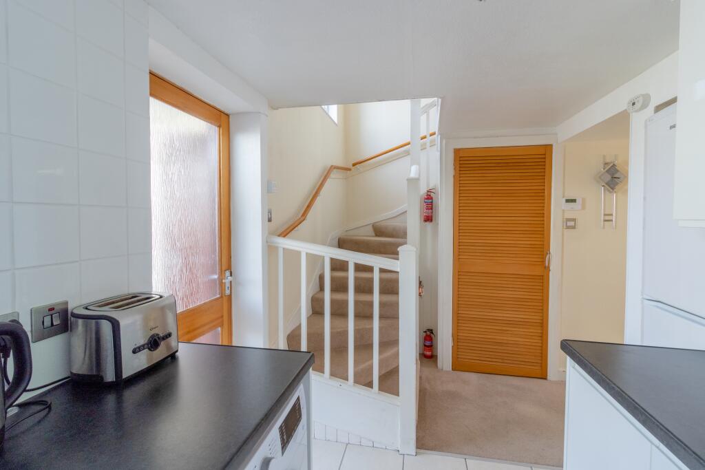 Kitchen to Hallway